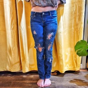 Distressed Low Rise Skinny Aeropostale Bayla Jeans Short Sz 0